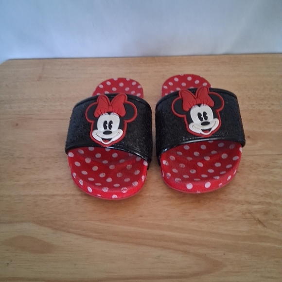 Disney Red and Black Mickey Mouse Sandals - Picture 1 of 4